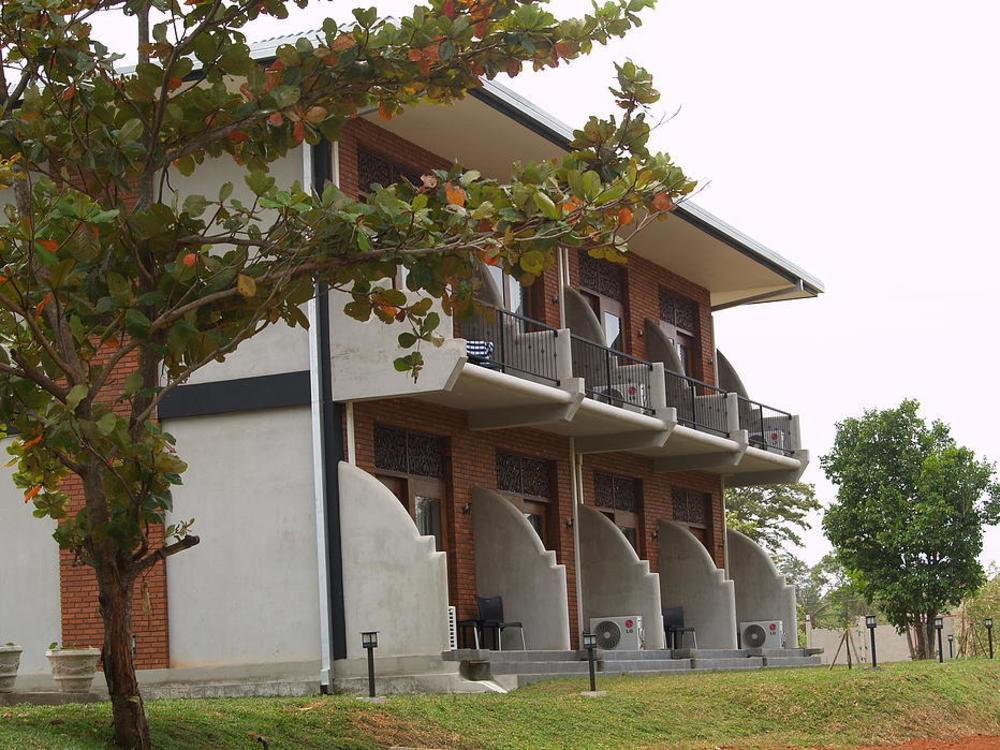 Welimaluwa Resort Sigiriya Kibissa Kültér fotó