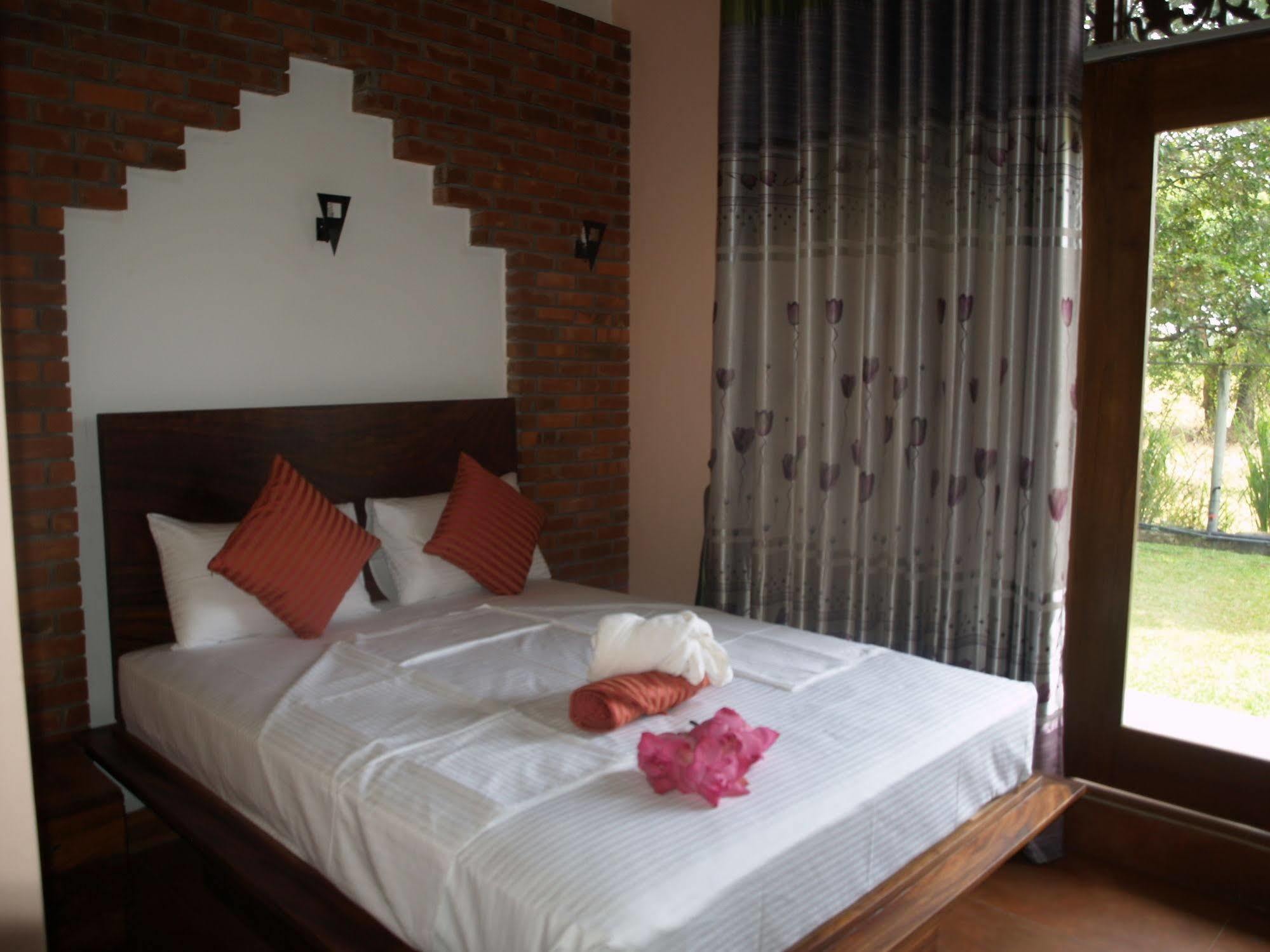 Welimaluwa Resort Sigiriya Kibissa Kültér fotó
